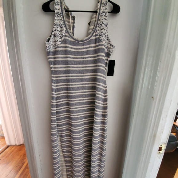 Long sweater dress - Picture 2 of 3